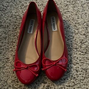 Steve Madden Glossy Red Flats with Bow